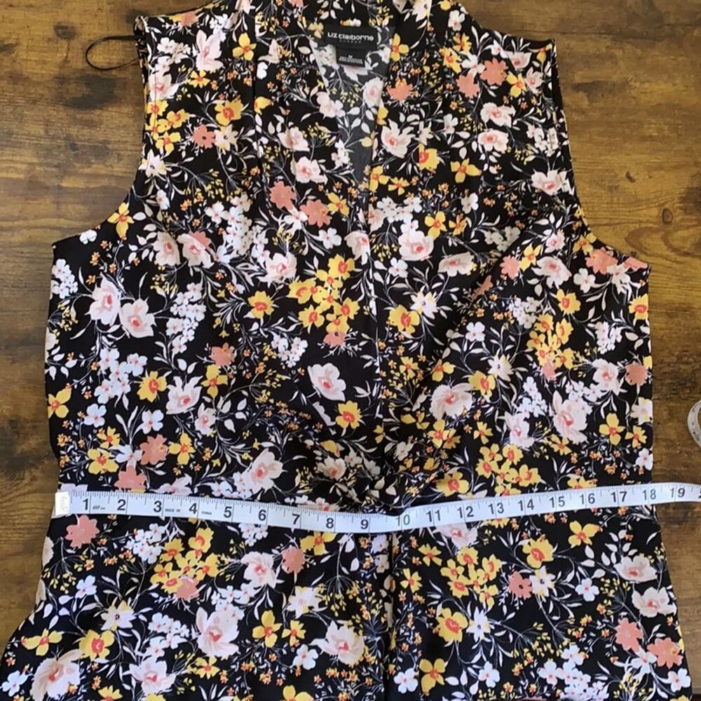 Liz Claiborne 'Career' Black Floral Waist Tie Top - Picture 9 of 9